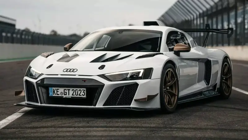Tỏa sáng không gian với Ảnh xe Audi R8 nổi bật