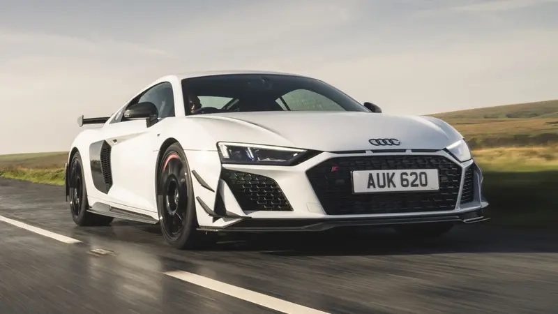 Gây ấn tượng qua Ảnh xe Audi R8 vẻ đẹp mạnh mẽ