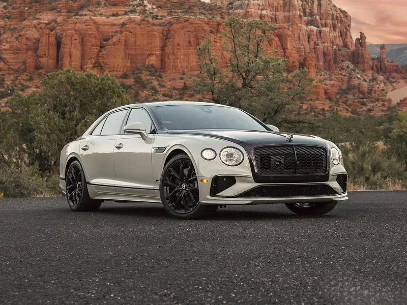 Tôn vinh gu thẩm mỹ với ảnh xe Bentley phong cách sang trọng