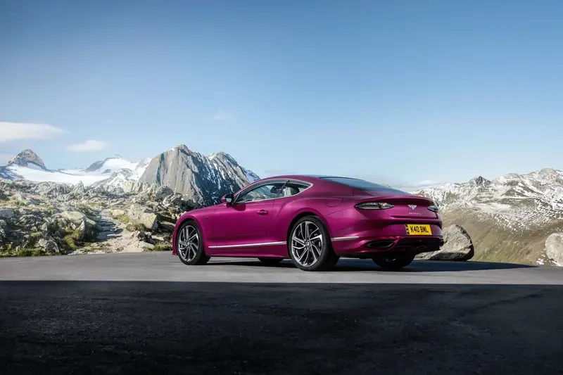 Ảnh Bentley Continental GT Speed đẹp tinh tế và mạnh mẽ