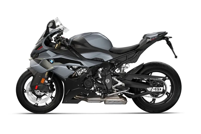 Chi tiết BMW S1000RR carbon