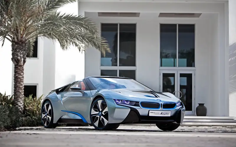 Bmw i8 mui trần khoe trọn vẻ đẹp tương lai