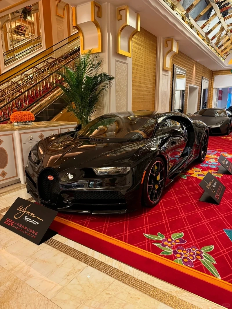 Đẳng cấp triệu đô với Bugatti Chiron triệu đô