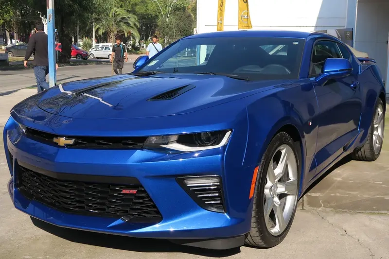 Truyền tải uy lực qua ảnh Chevrolet Camaro phong cách mạnh mẽ
