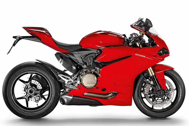 Hình ảnh V4S Ducati nổi bật
