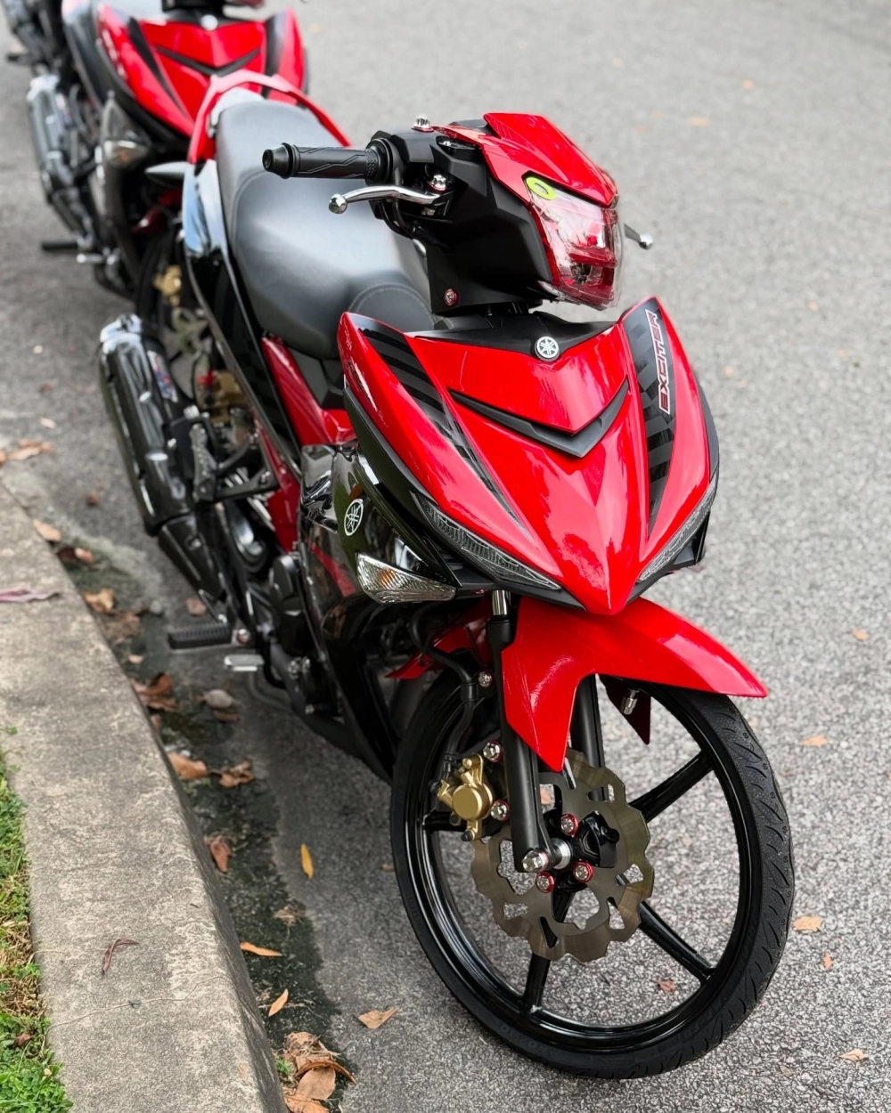 Exciter 150 độ mâm-011 5 cây màu đen phong cách zin đơn giản đẹp