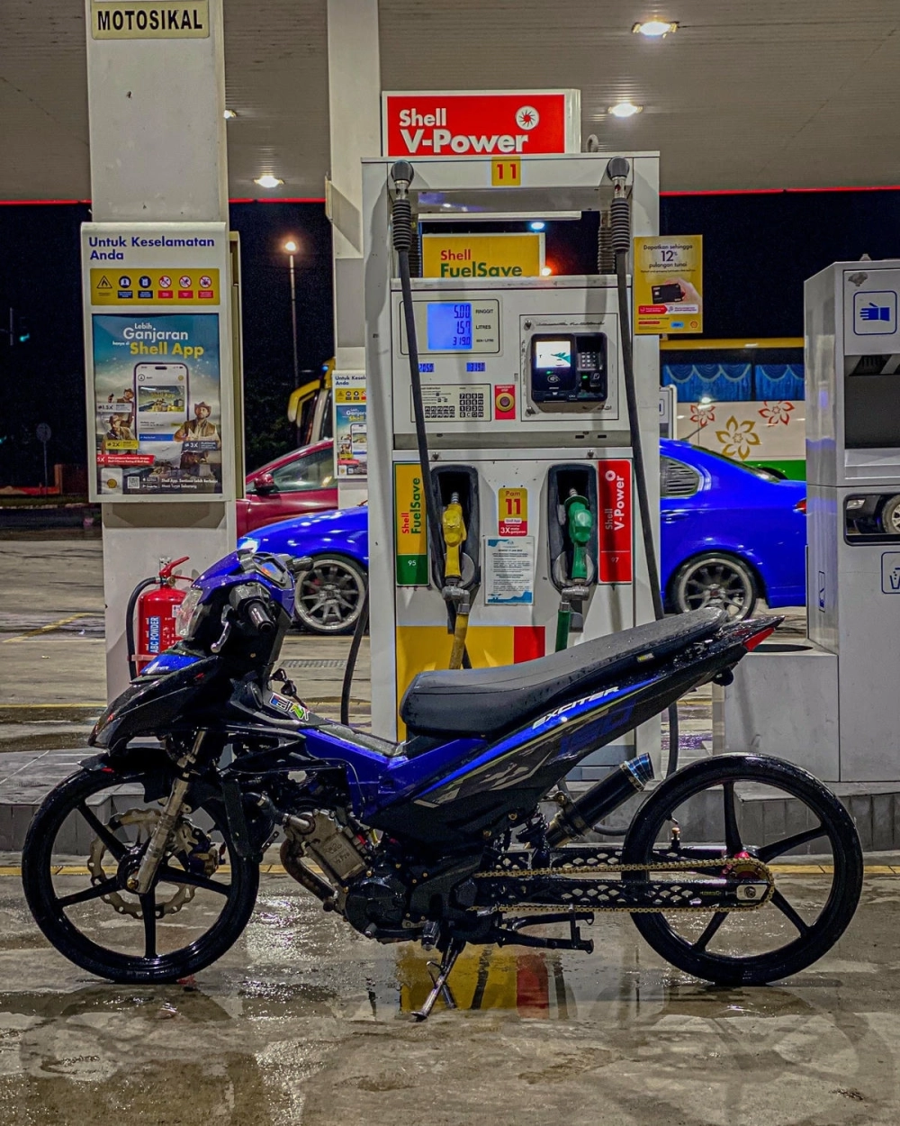 Exciter 150 độ mâm-012 5 cây màu trắng nổi bật trên xe đua thể thao