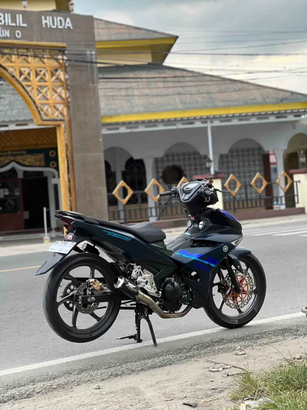 Exciter 150 độ mâm RCB 5 cây màu đen thể thao cực ngầu tại cây xăng