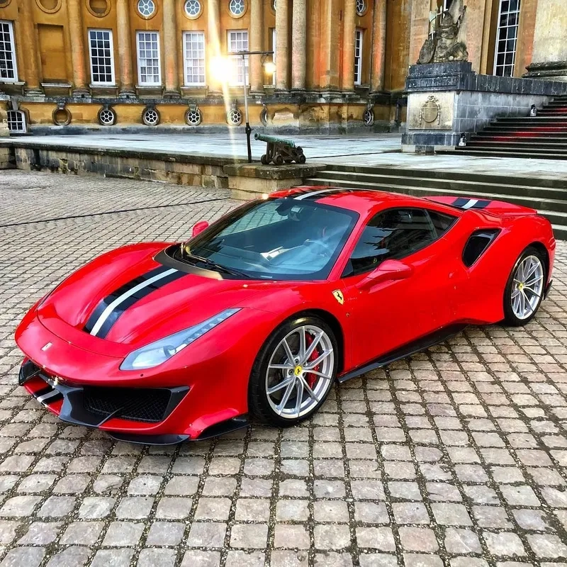 Hình ảnh xe ferrari 4k sắc nét đến từng chi tiết