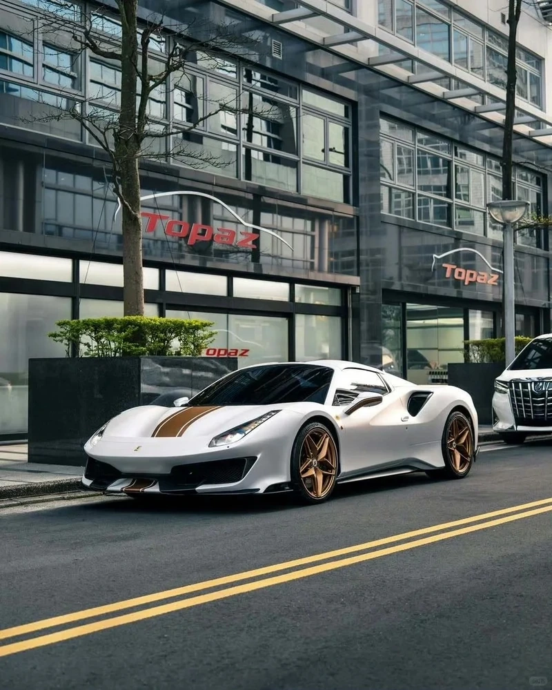 Phiên bản hiệu suất cực đỉnh ferrari 488 pista