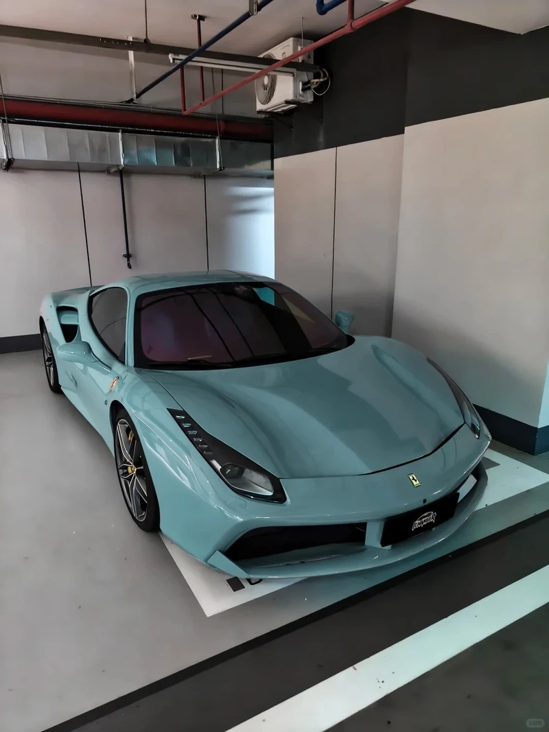 Check-in siêu chất với ferrari 488 chụp ảnh đẹp