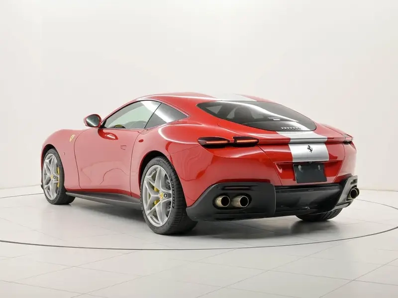 Ferrari Roma thể hiện đẳng cấp quý phái