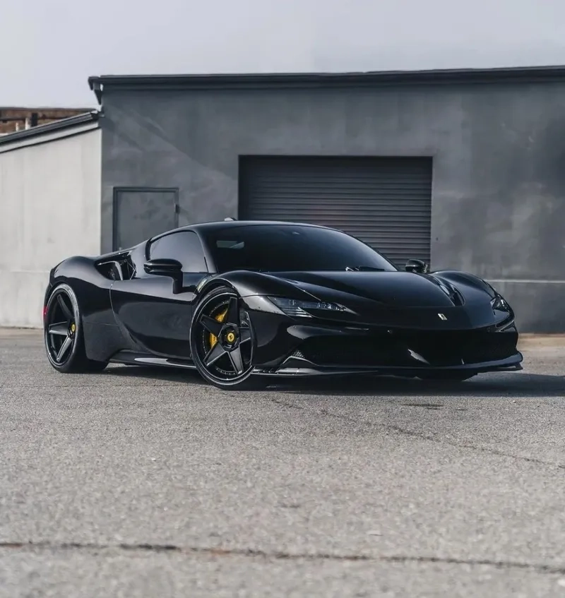 Ferrari sf90 stradale assetto fiorano chuẩn đua tốc độ cao
