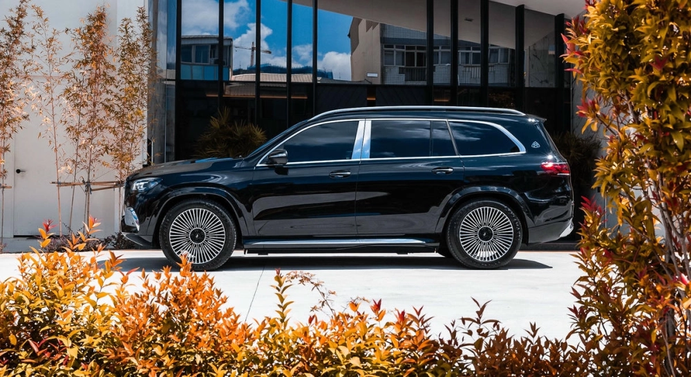 Ford Everest độ mâm kiểu Maybach đĩa đặc đa chấu sang trọng