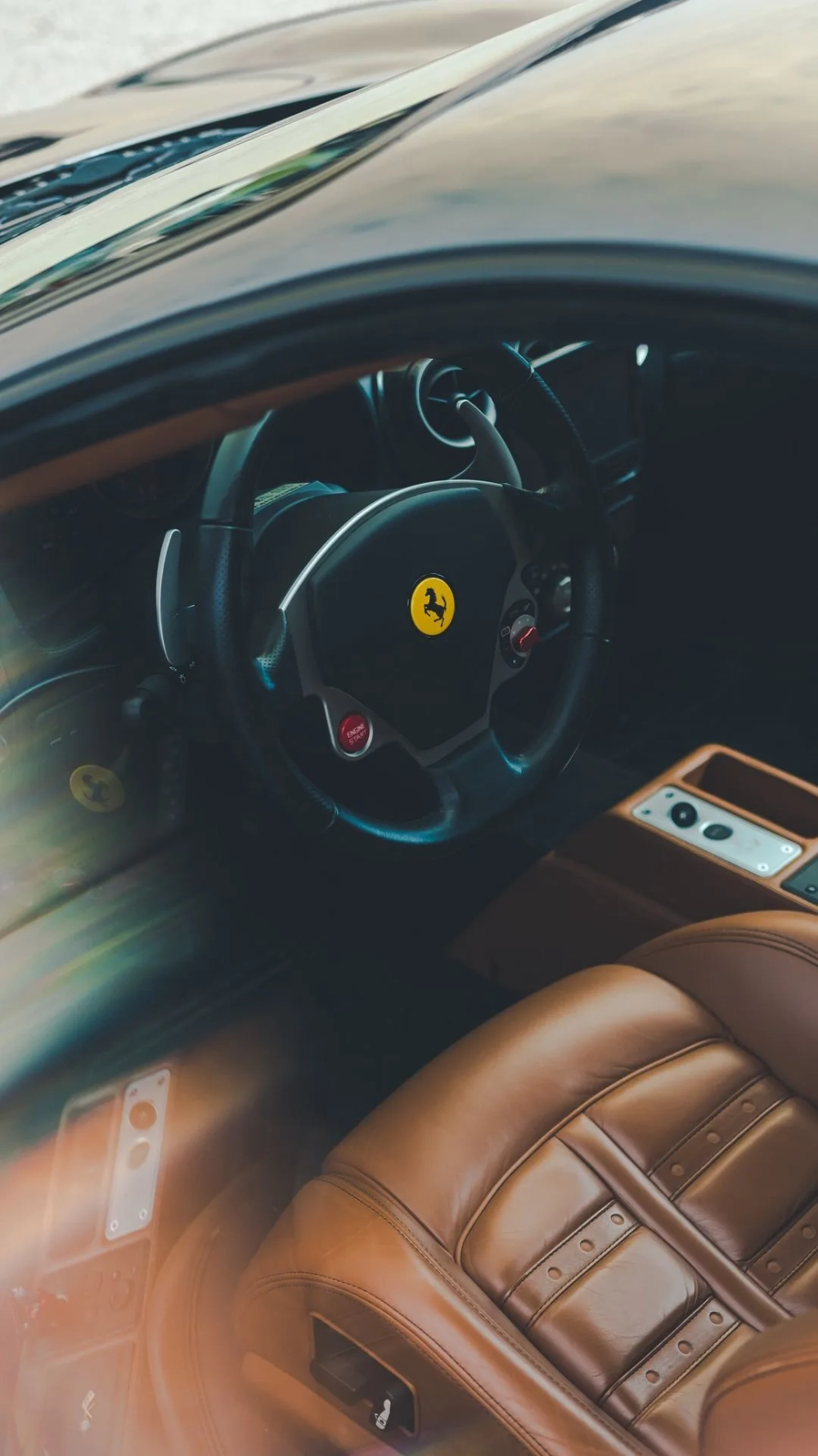 Cài đặt hình nền vô lăng hd cho desktop