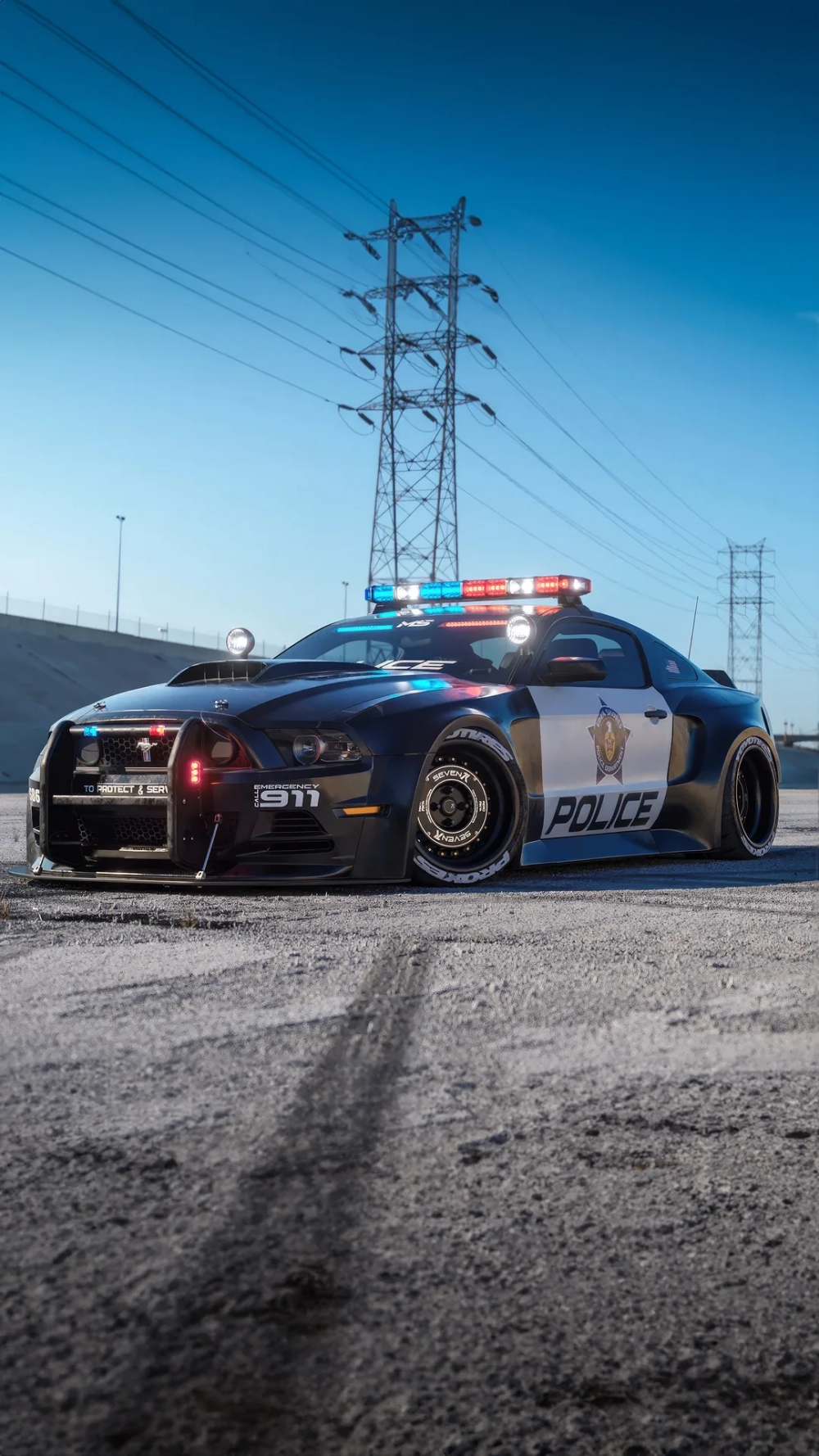 Phong cách hiện đại nhờ hình nền xe cảnh sát hiện đại