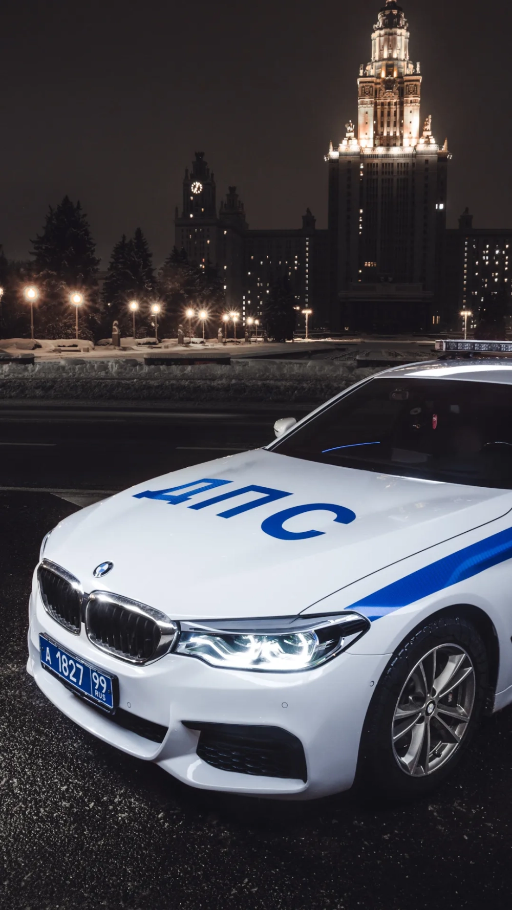 Chọn ngay hình nền xe cảnh sát đẹp nhất cho màn hình