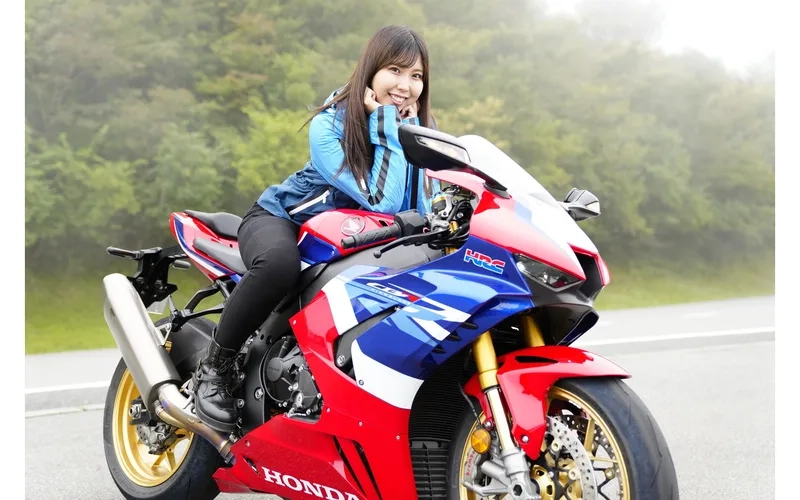 CBR1000RR 2020 với cánh gió