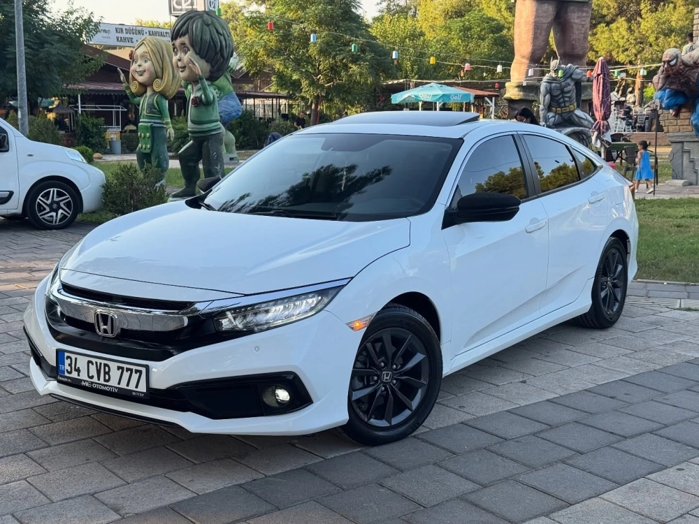 Honda Civic trắng hạ gầm độ mâm 5 chấu bạc style Stance