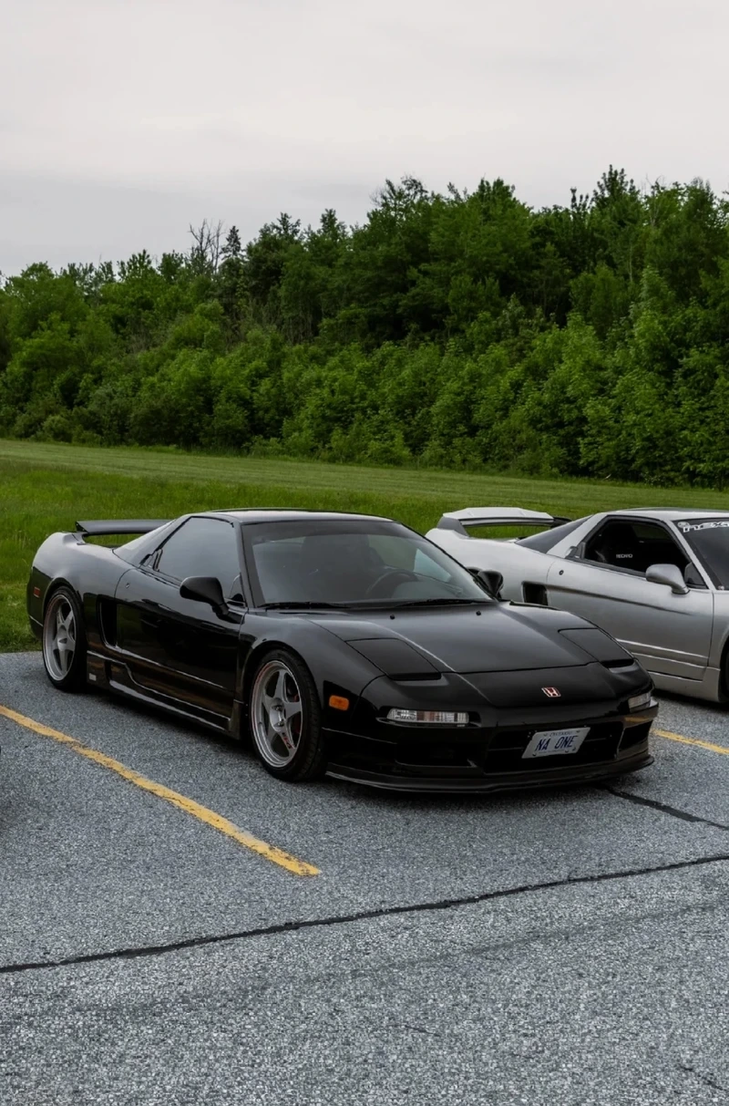 Cá tính nổi bật không thể nhầm lẫn Honda NSX cá tính