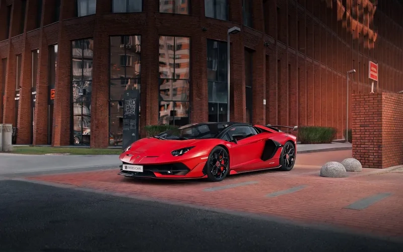 Lamborghini aventador svj roadster mui mở tỏa sáng trên phố
