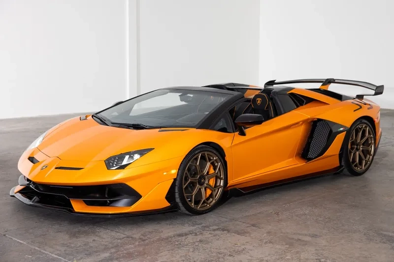 So sánh lamborghini aventador svj với aventador sv cực chất