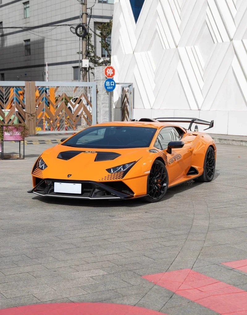 Lamborghini Huracán phong cách Ý