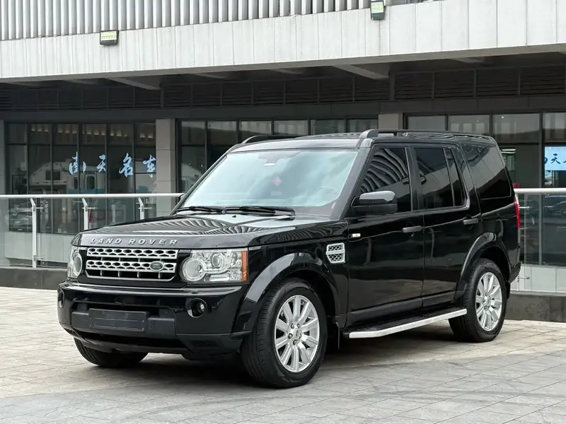 Xe land rover đời mới land nâng tầm trải nghiệm