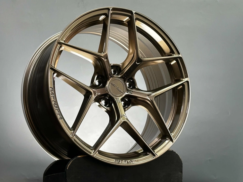 Hình ảnh mâm CNC 5 chấu kép màu đồng độ xe sang trọng