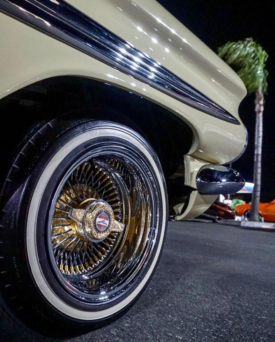 Phong cách mâm xe kia k3 độ kiểu nan hoa cổ điển lạ mắt thu hút