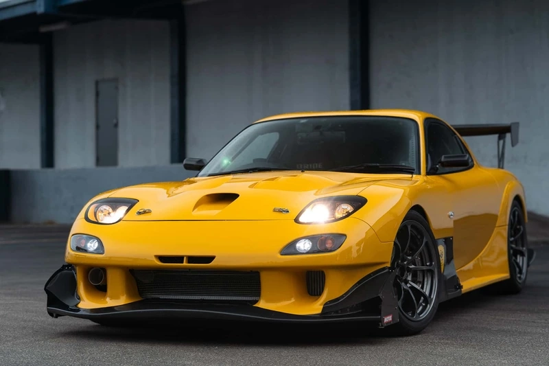Huyền thoại xe thể thao Nhật Mazda RX7 huyền thoại