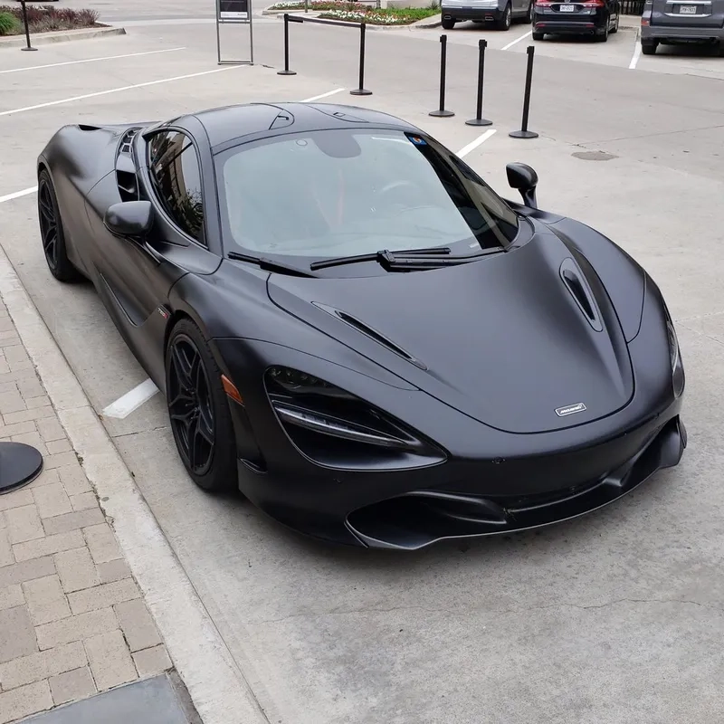 Chiêm ngưỡng xe mclaren 720s trên đường tốc độ cao
