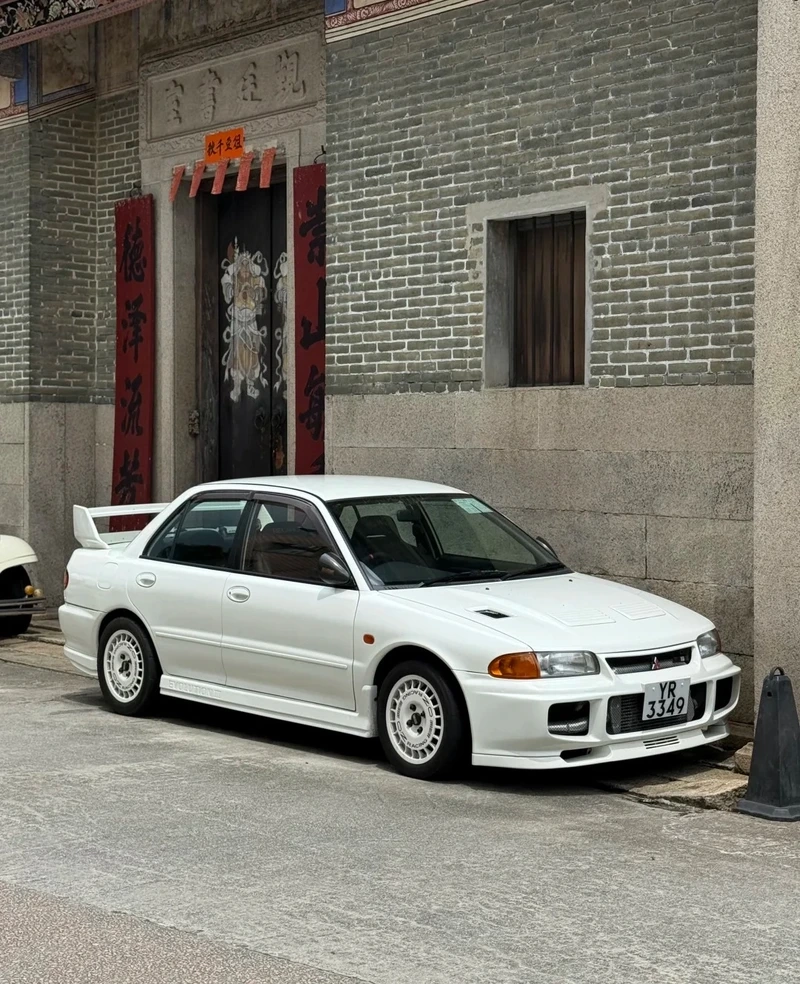 Ngoại thất hầm hố Mitsubishi Lancer Evolution ngoại thất hầm hố