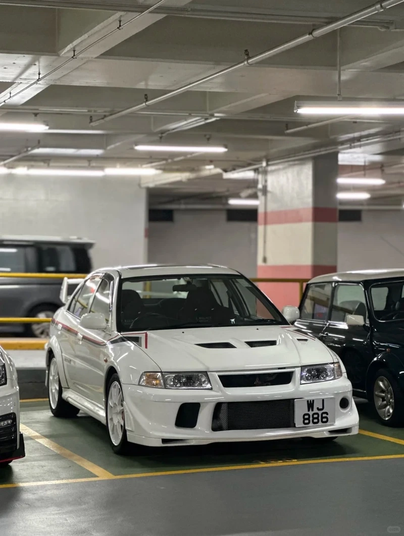 Thử cảm giác rally với Mitsubishi Lancer Evolution phong cách rally
