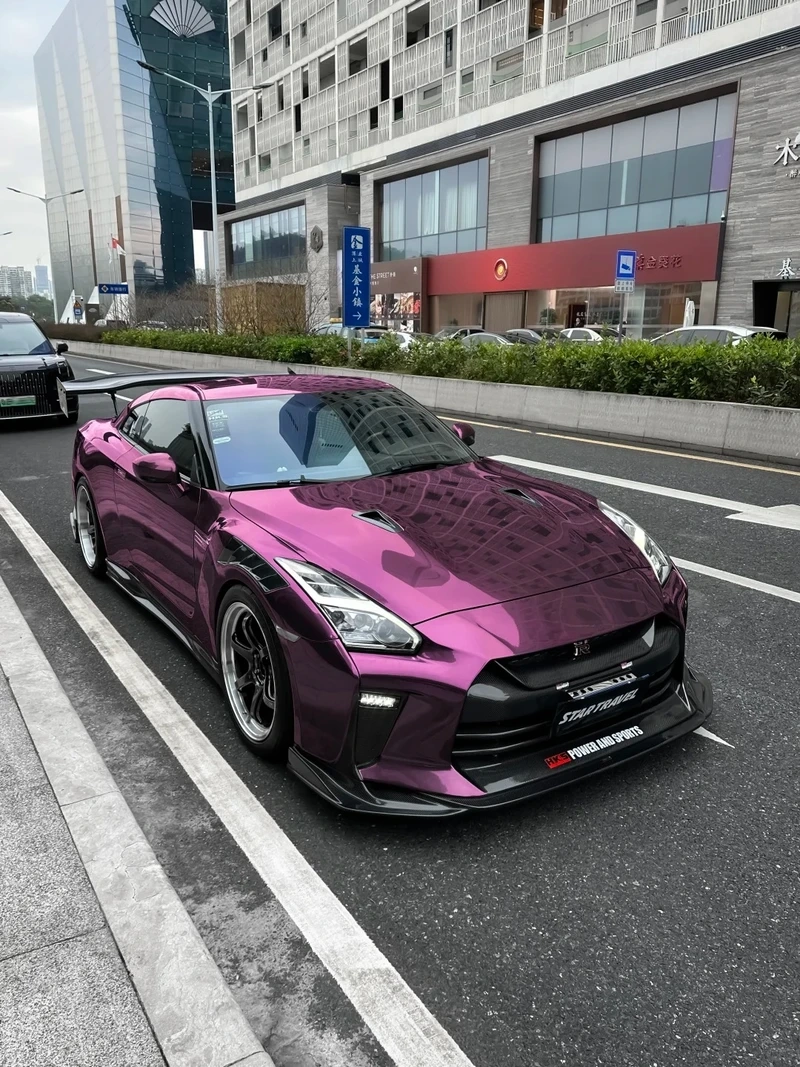 Ngoại thất thu hút mọi ánh nhìn Nissan GTR ngoại thất đẹp