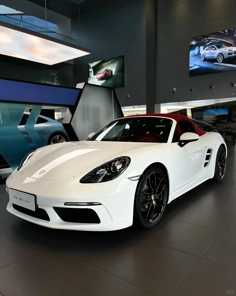 Phiên bản Cayman đỉnh cao Porsche 718 Cayman