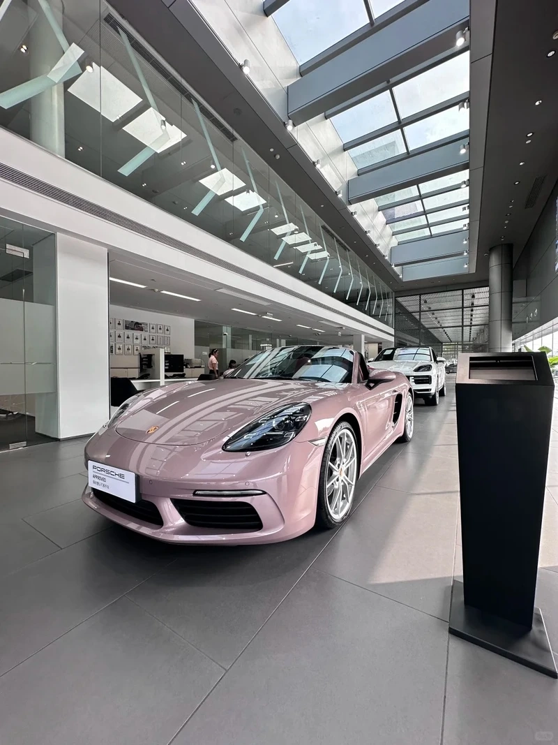 Xe thể thao Đức cực chất Porsche 718 xe thể thao Đức