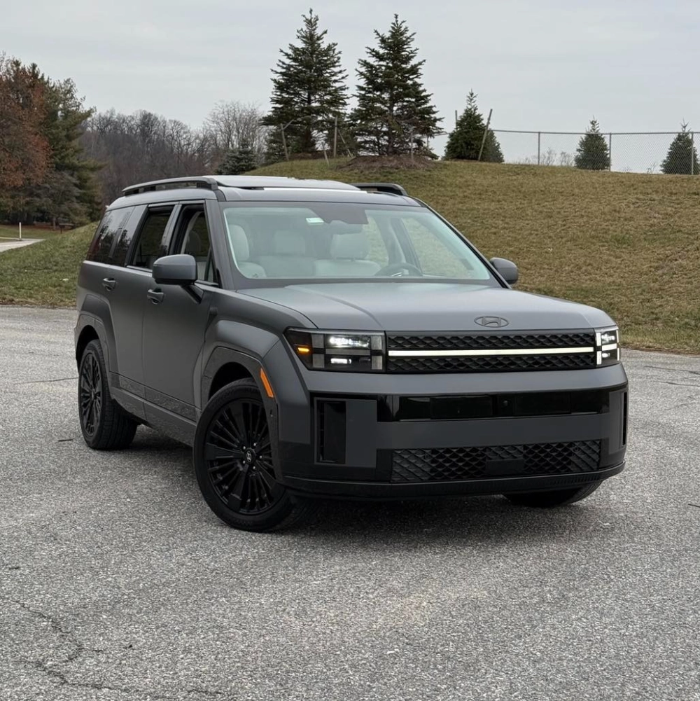 SantaFe độ mâm hợp kim màu bạc đa chấu xe màu bạc thanh lịch