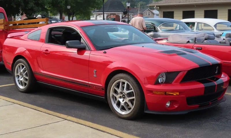Ngắm xe shelby gt500 ngoài đời thực với vẻ đẹp ngoại thất ấn tượng