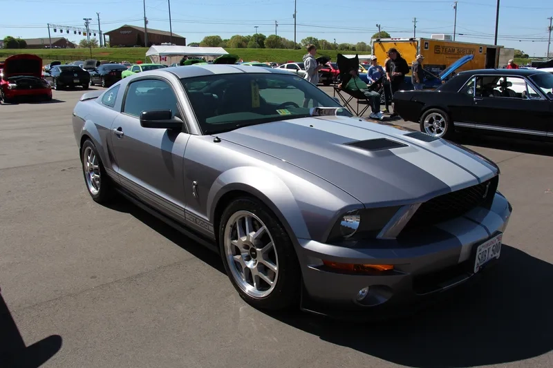 Xe shelby gt500 góc chụp nghệ thuật nổi bật từng chi tiết thiết kế