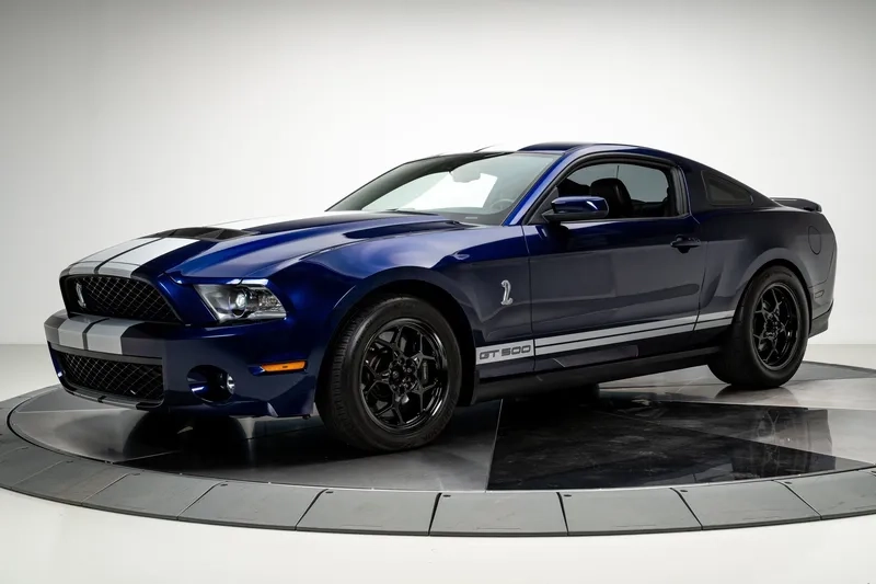 Biến xe shelby gt500 làm hình nền để thể hiện đam mê siêu xe