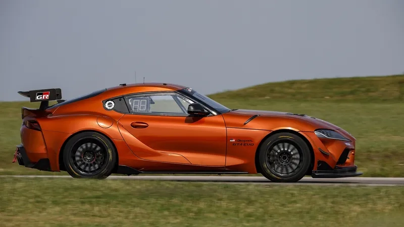 Khám phá sự tinh tế trong xe toyota gr supra thiết kế