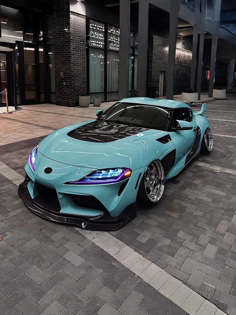 Dáng coupe mạnh mẽ chuẩn Toyota Supra coupe