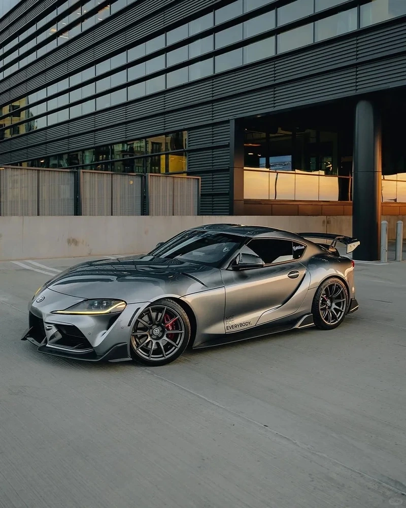 Thể hiện cá tính riêng Toyota Supra cá tính