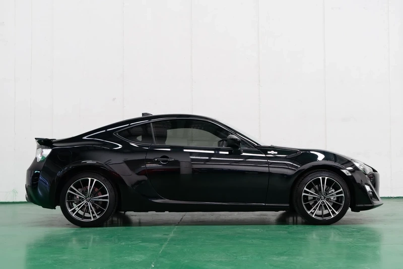 Ngắm nhìn hoàn hảo của xe 2 cửa đẹp