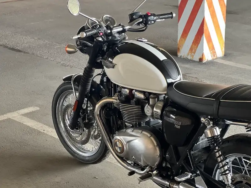 Xe classic đam mê không phai theo thời gian