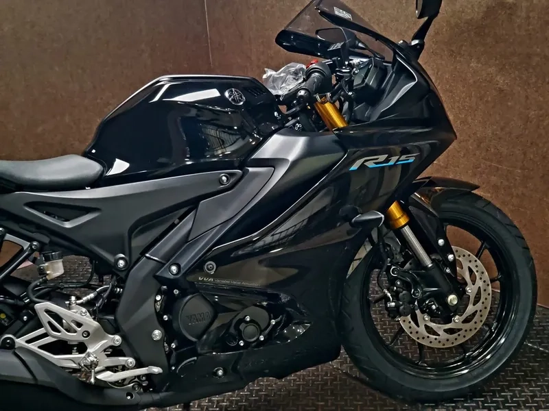 Mẹo mua mua R15 cũ chất lượng