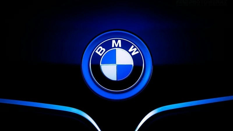 Hình nền logo xe 4k sống động chân thực