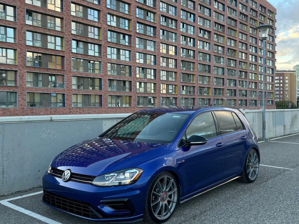 Ấn tượng mạnh với thiết kế ngoại thất Volkswagen Golf R