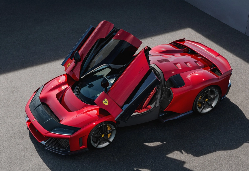 Bài viết thú vị khi so sánh Ferrari F80 với các siêu xe khác